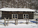 La capanna con neve e ghiaccio